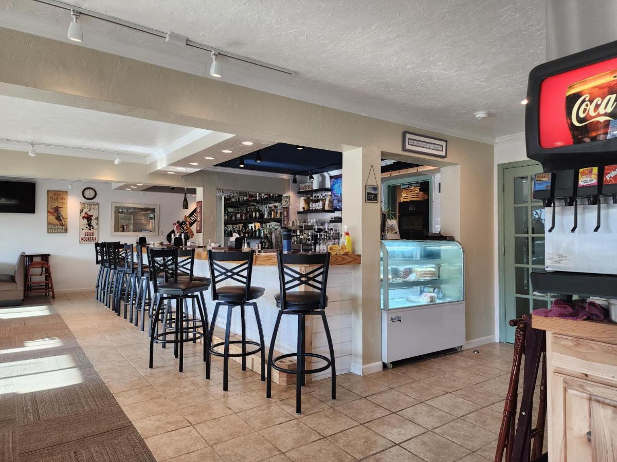 Top Of The Beech Inn ビーチ・マウンテン エクステリア 写真